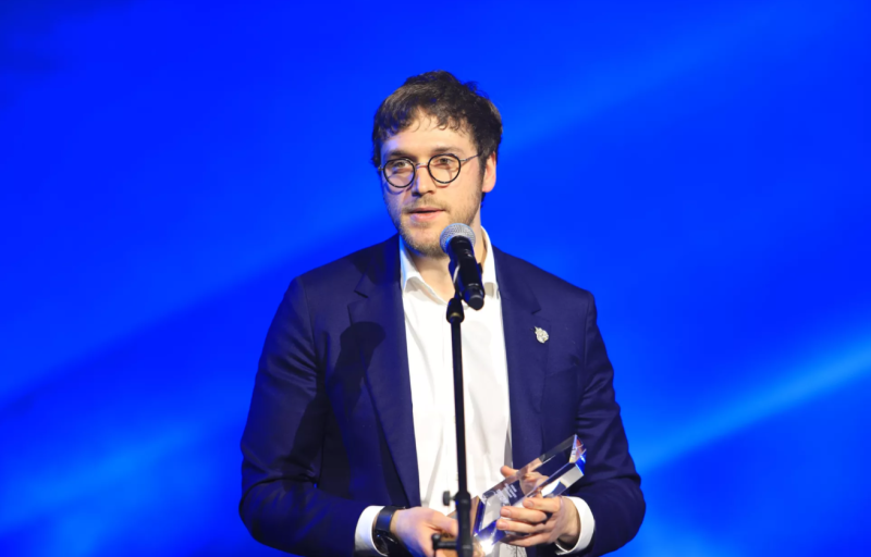 Команда СЕЛФСТРОИТ стала победителем премии общественного признания «Престиж» в номинации «Застройщик Алтая»!